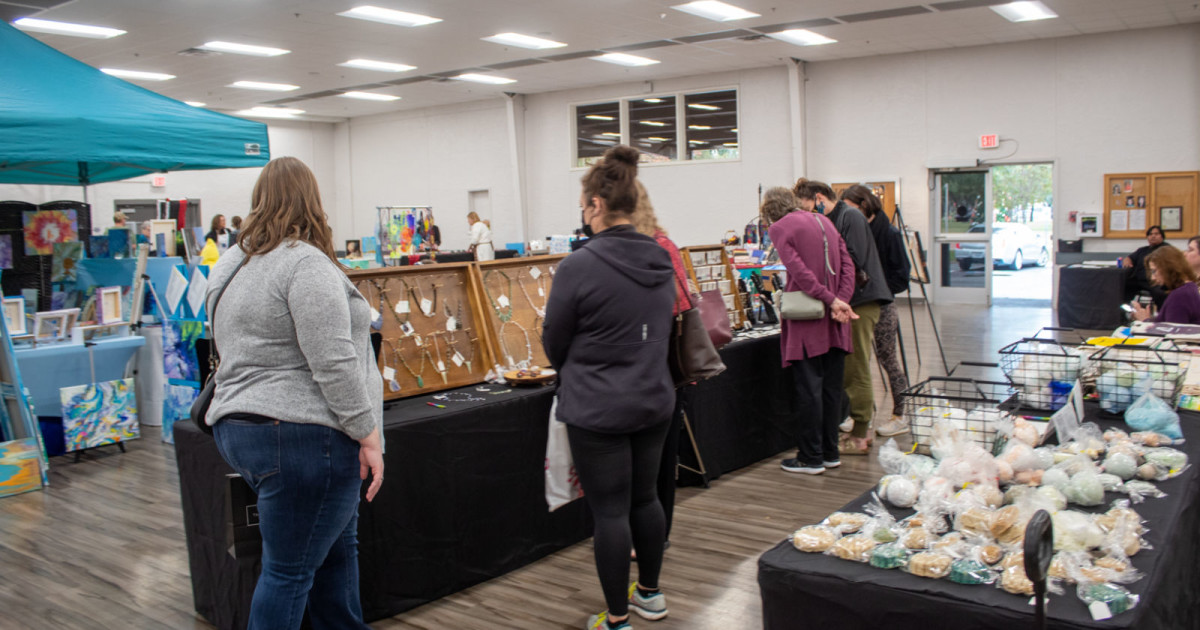 Hand Job™ Fine Arts and Artisan Crafts market in Leon Valley at