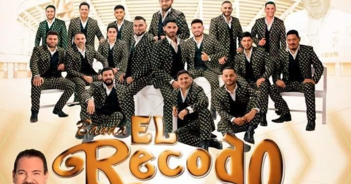Banda El Recodo / Julio Preciado Esta Vida Es Muy Bonita...El