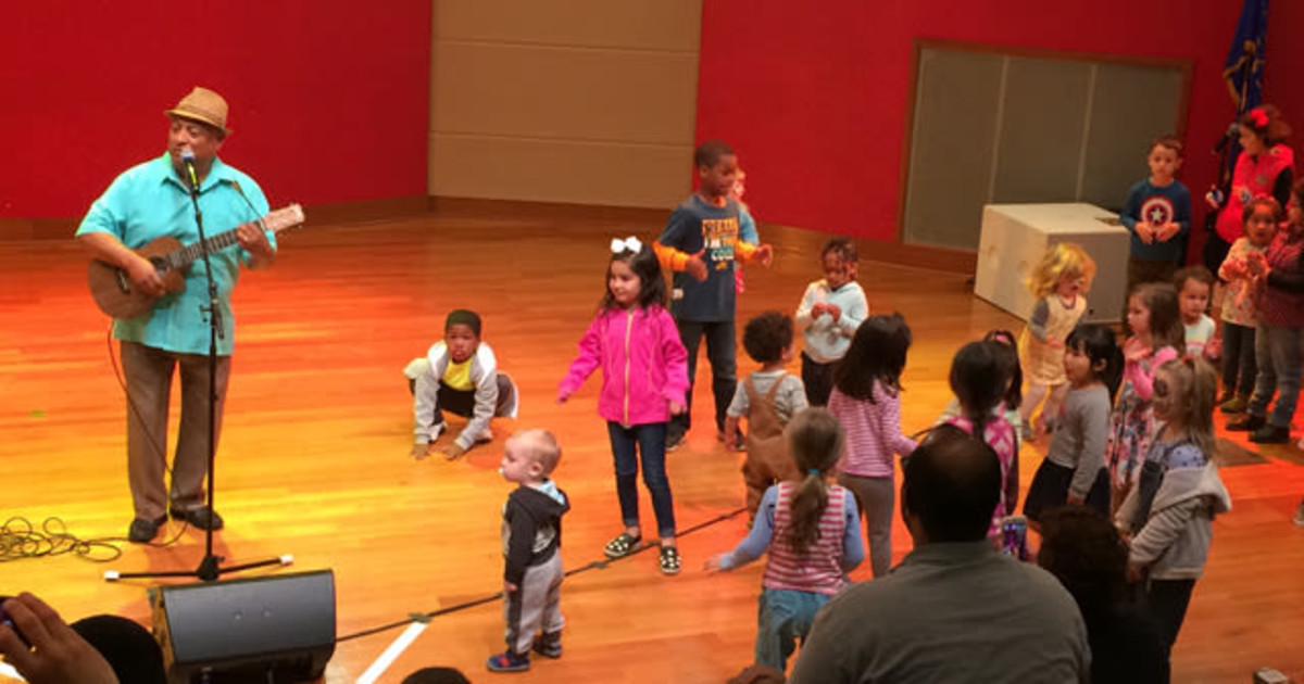 Celebrate D a Del Ni o At Be My Neighbor Day SENSORY HOUR 