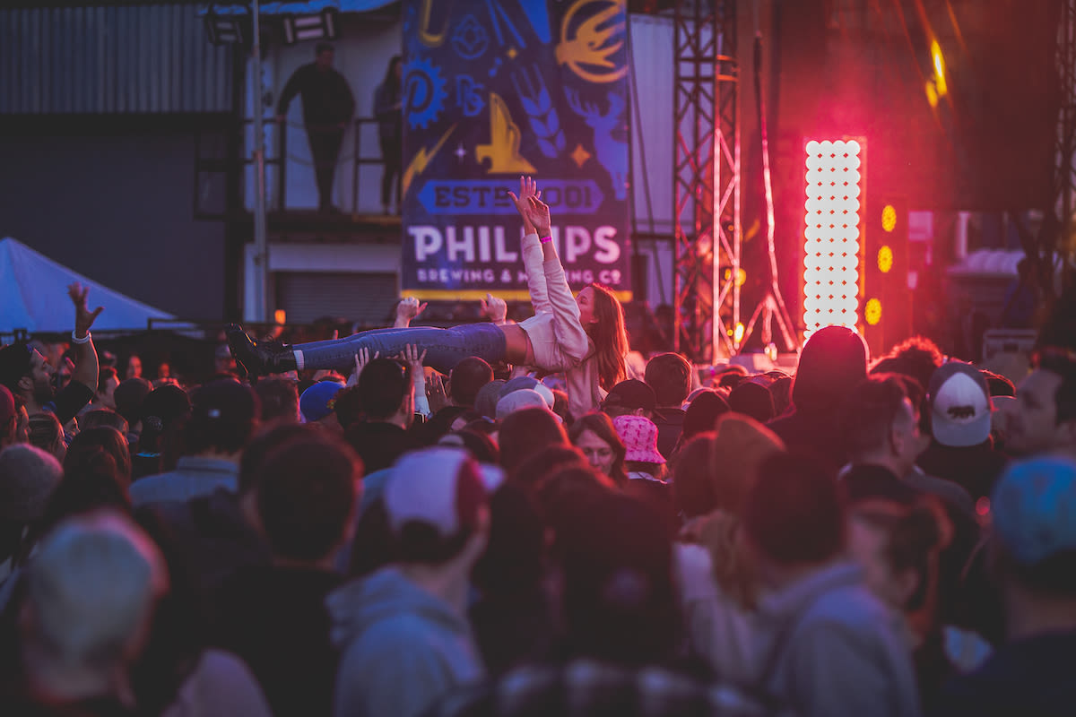 Phillips Backyard - 47bcb235 B216 4ac5 Af47 DD7b4Da219ef Phillips Backyard - 47bcb235 B216 4ac5 Af47 DD7b4Da219ef