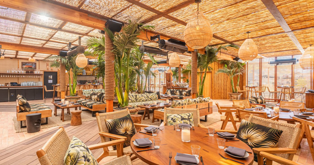 Belles Beach House Happy Hour in Los Angeles at Bumble