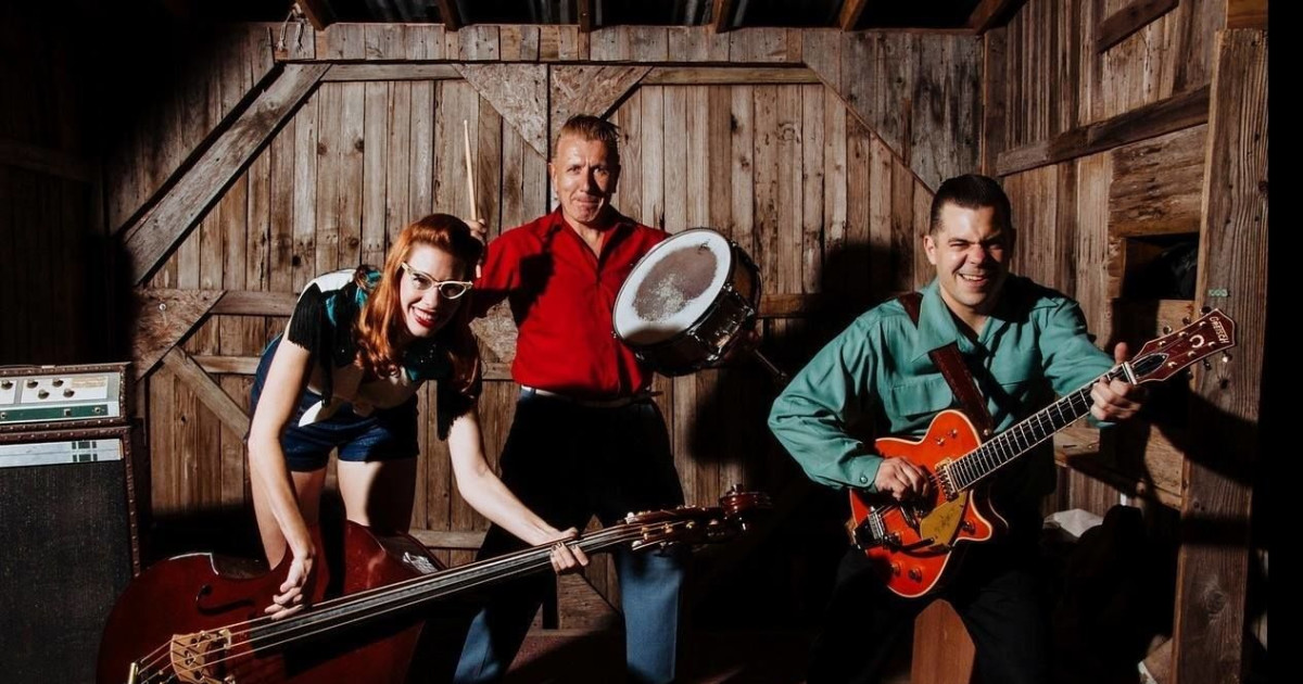 Hot Rod CruiseIn in Austin at Top Notch