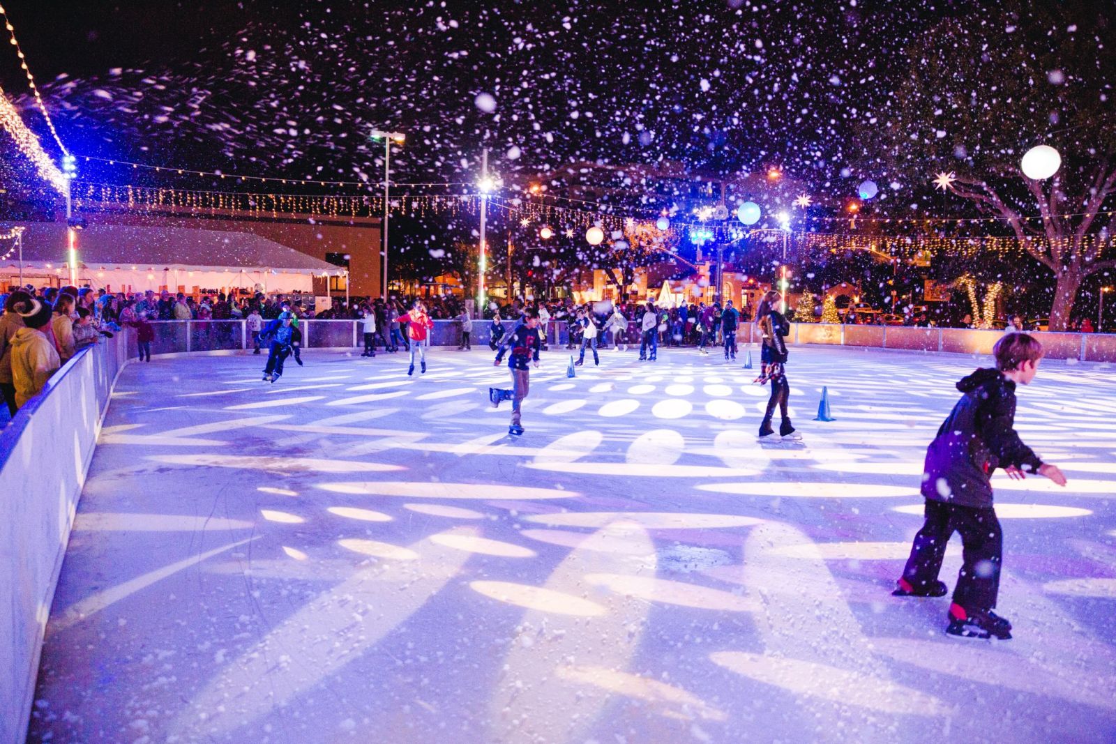 Best Outdoor Ice Skating Rinks In Los Angeles - Secret Los Angeles