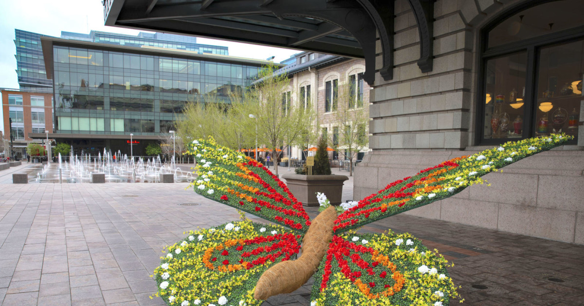 Spring Fling Flower Market in Denver at Union Station