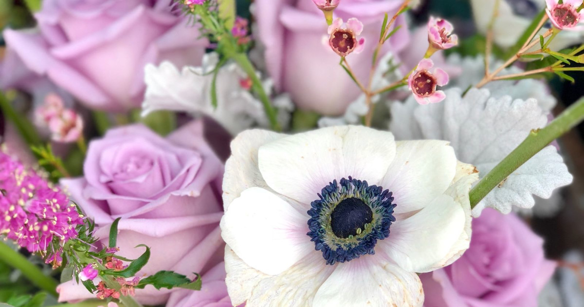 Intro to Floral Arranging in Austin at CRAFT