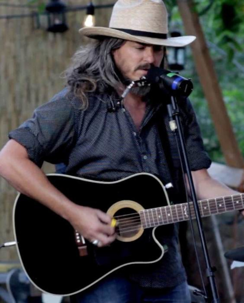 John Bardy Acoustic Open Pickers Circle in Fredericksburg at