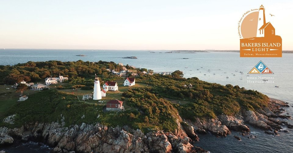 July 2019 Boat Tour to Bakers Island Lighthouse in Boston ...