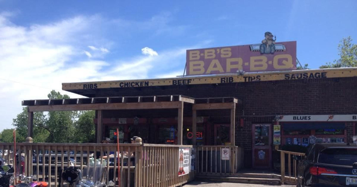 Vaughn Cowden in Kansas City at BB's Lawnside BBQ