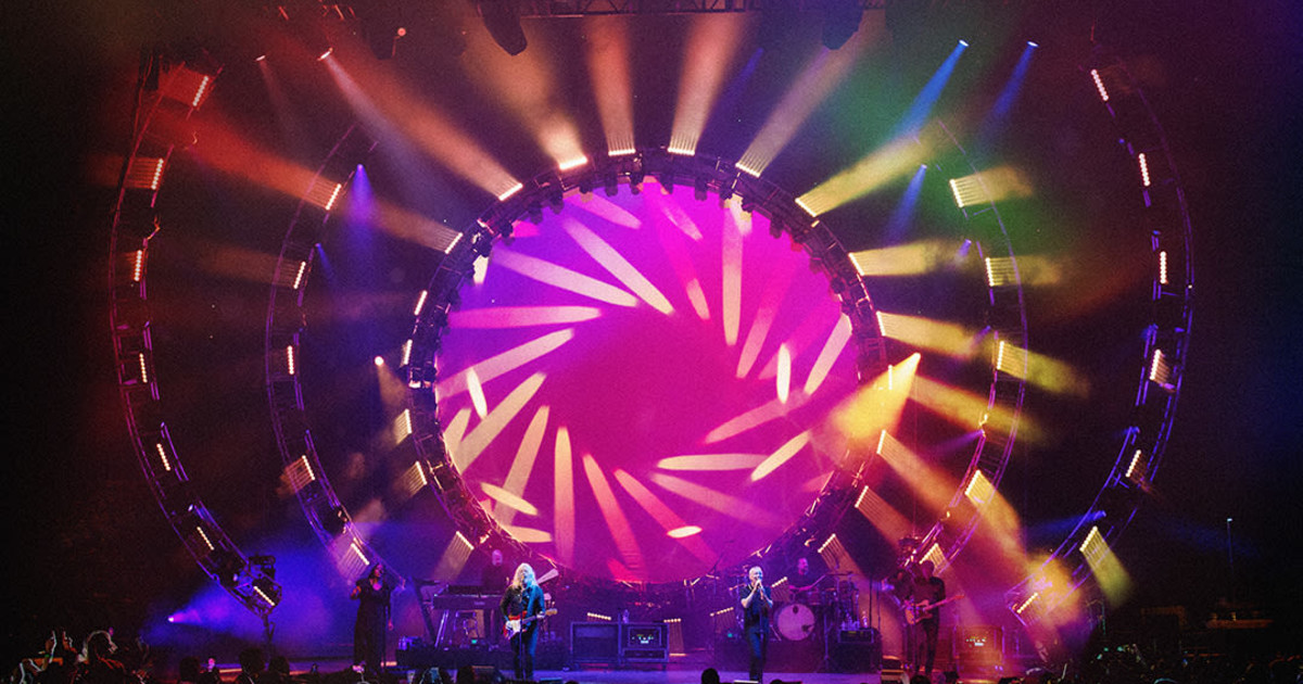 Tears for Fears with Cold War Kids in Kansas City at Starlight