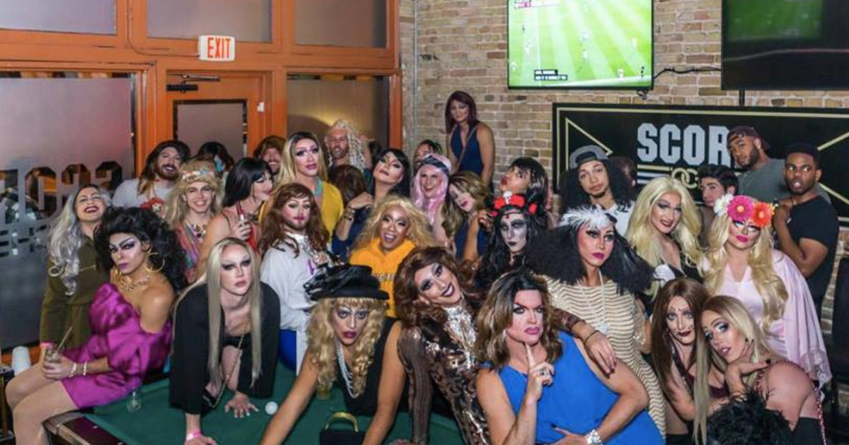 Drag Bar Crawl in Austin at RAIN on 4th