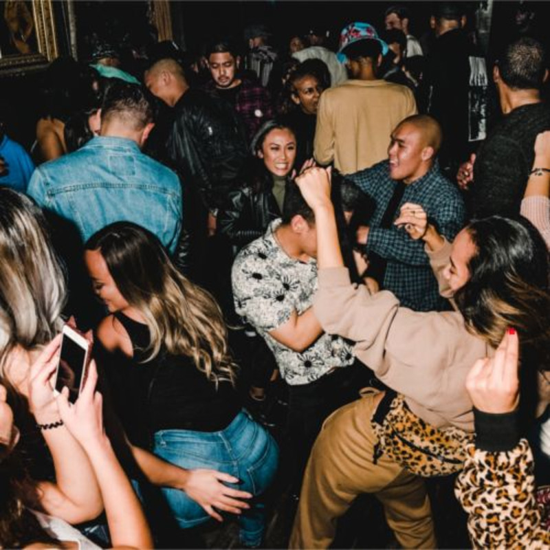 Pillowtalk An R B Party In Los Angeles At Paper Tiger Bar