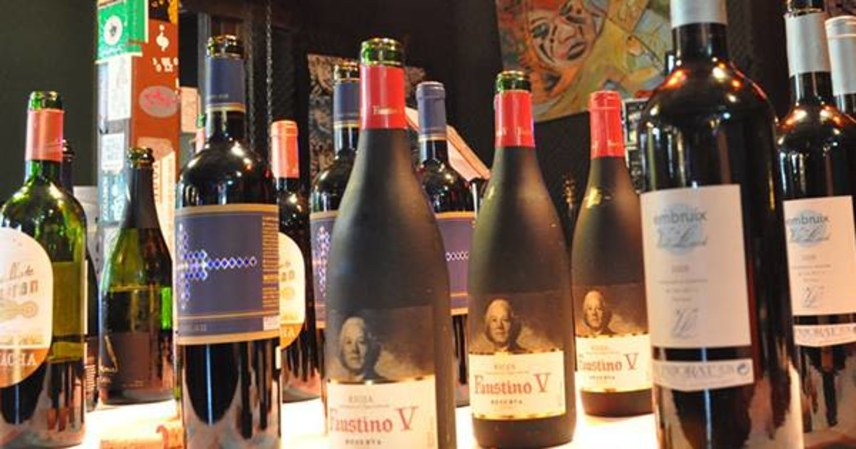 Wine Tasting in San Antonio at The Cove