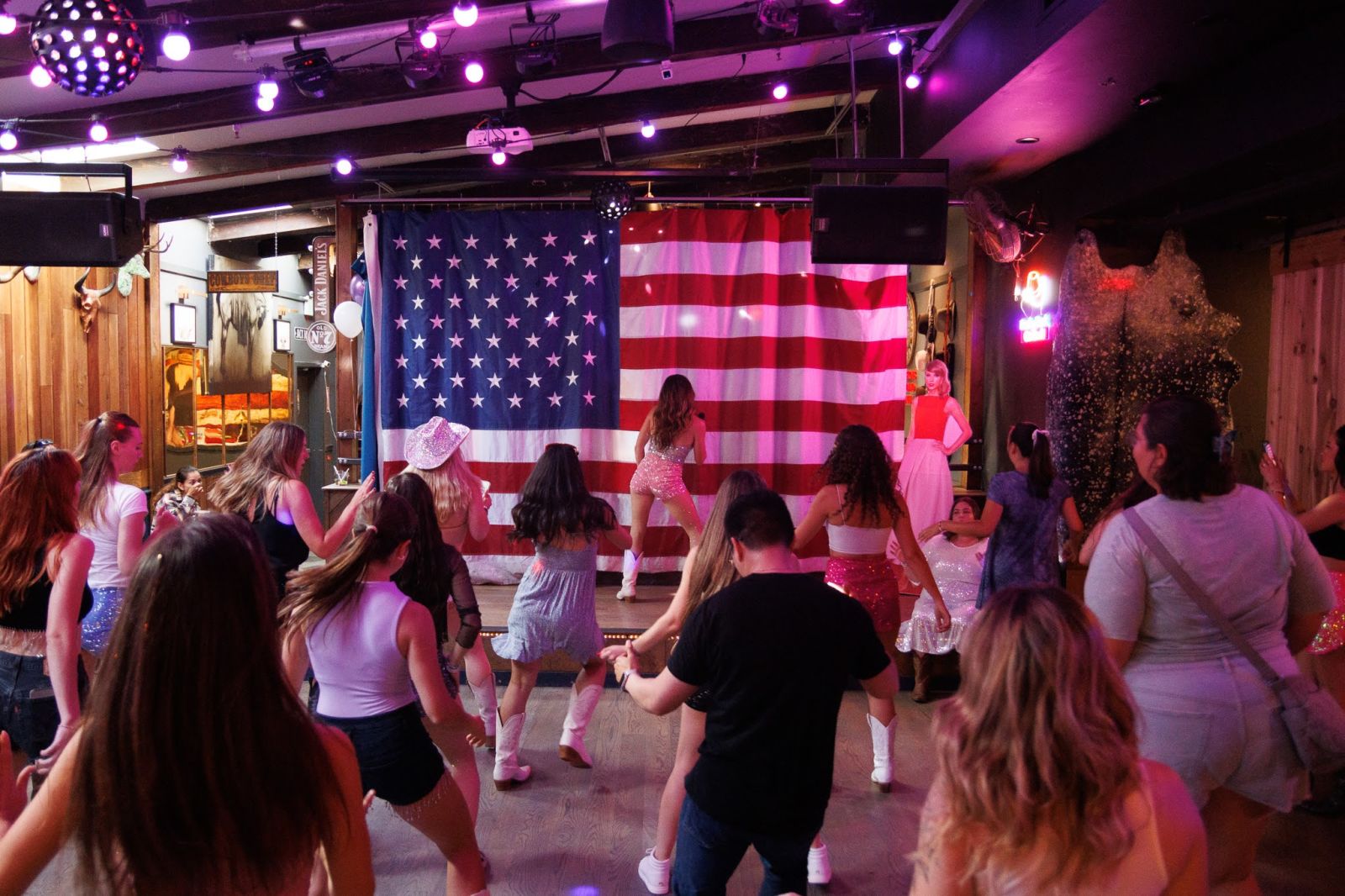 All You Can Eat Wings + Free Line Dancing Lessons in San Francisco