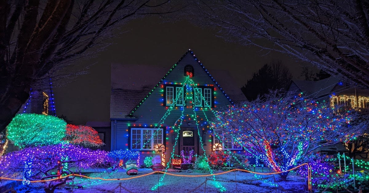 Where to See Holiday Lights