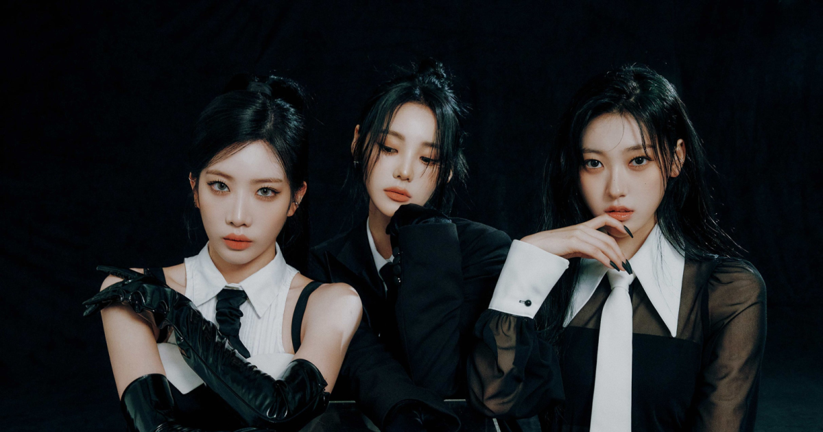 ODD EYE CIRCLE <VOLUME UP> Tour in Los Angeles at Orpheum Theatre