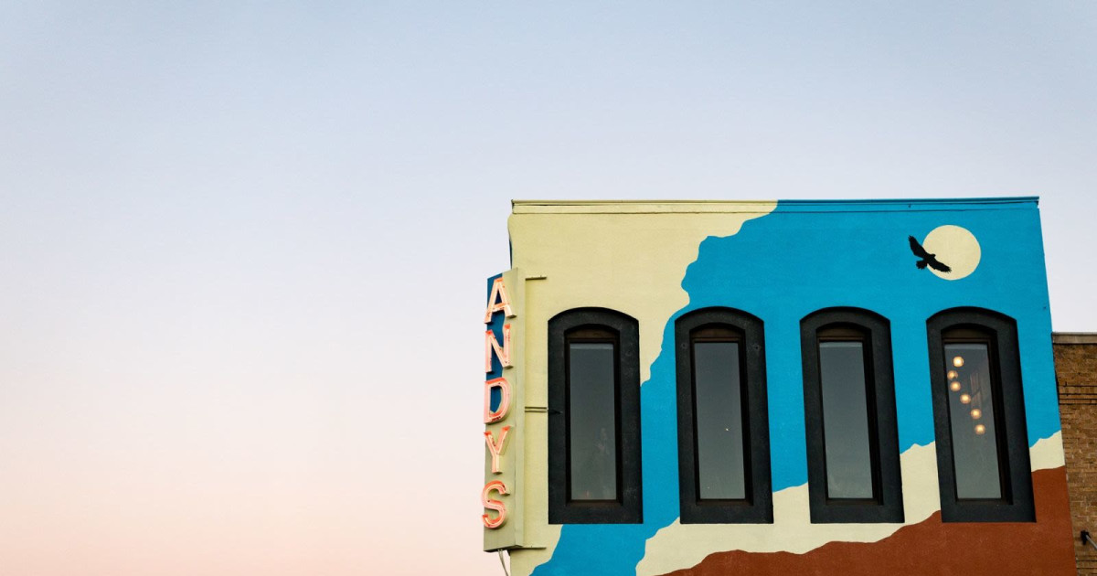 Bighand / Bigknife, NOWHERE, Abandoncy, Allison Janney in