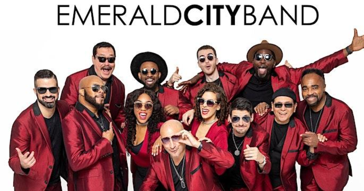 Emerald City & Dueling Pianos in Frisco at The Revel Patio Grill