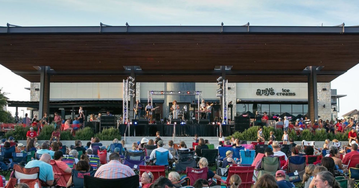 Saturday Night Concert Series in Austin at Hill Country Galleria