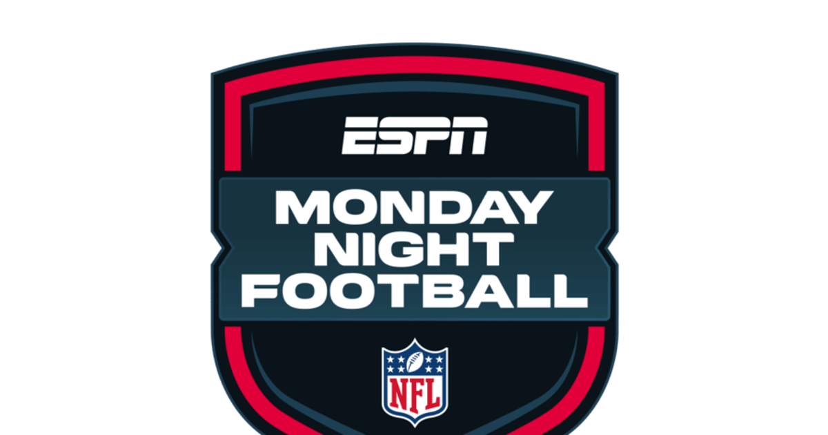 Monday Night Football in Chicago at Whiskey Girl Tavern