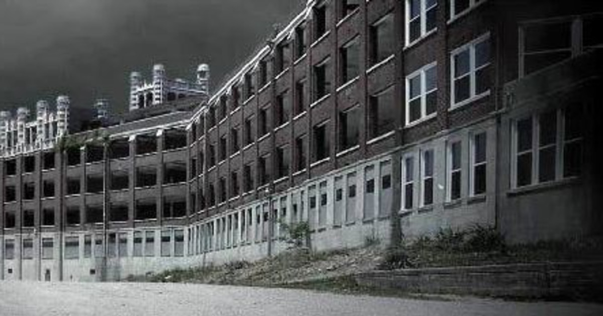 The Waverly Hills Sanatorium Haunted House and RIP experience in