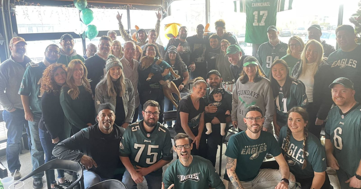 philadelphia-eagles-vs-carolina-panthers-in-louisville-at-the