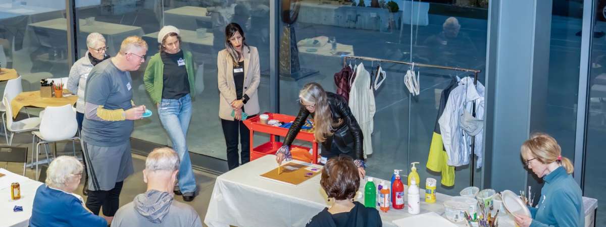 Taste of Art Workshop | Expressive Floral Paintings