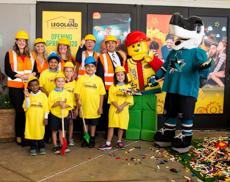 legoland discovery center birthday party