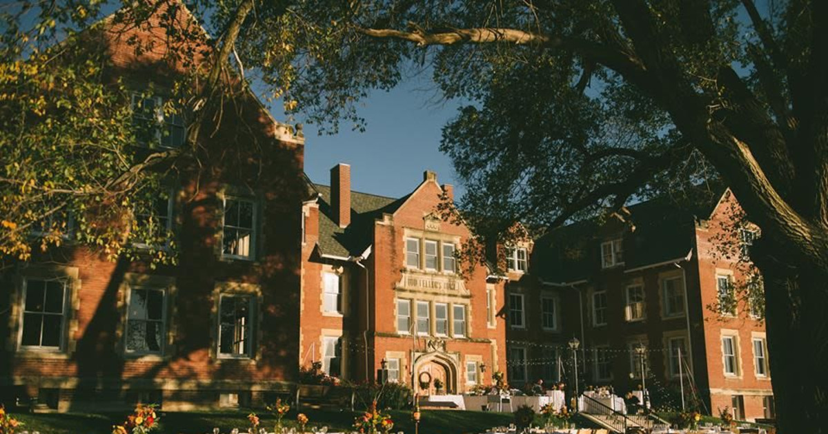 Emo Prom in Liberty at Belvoir Winery