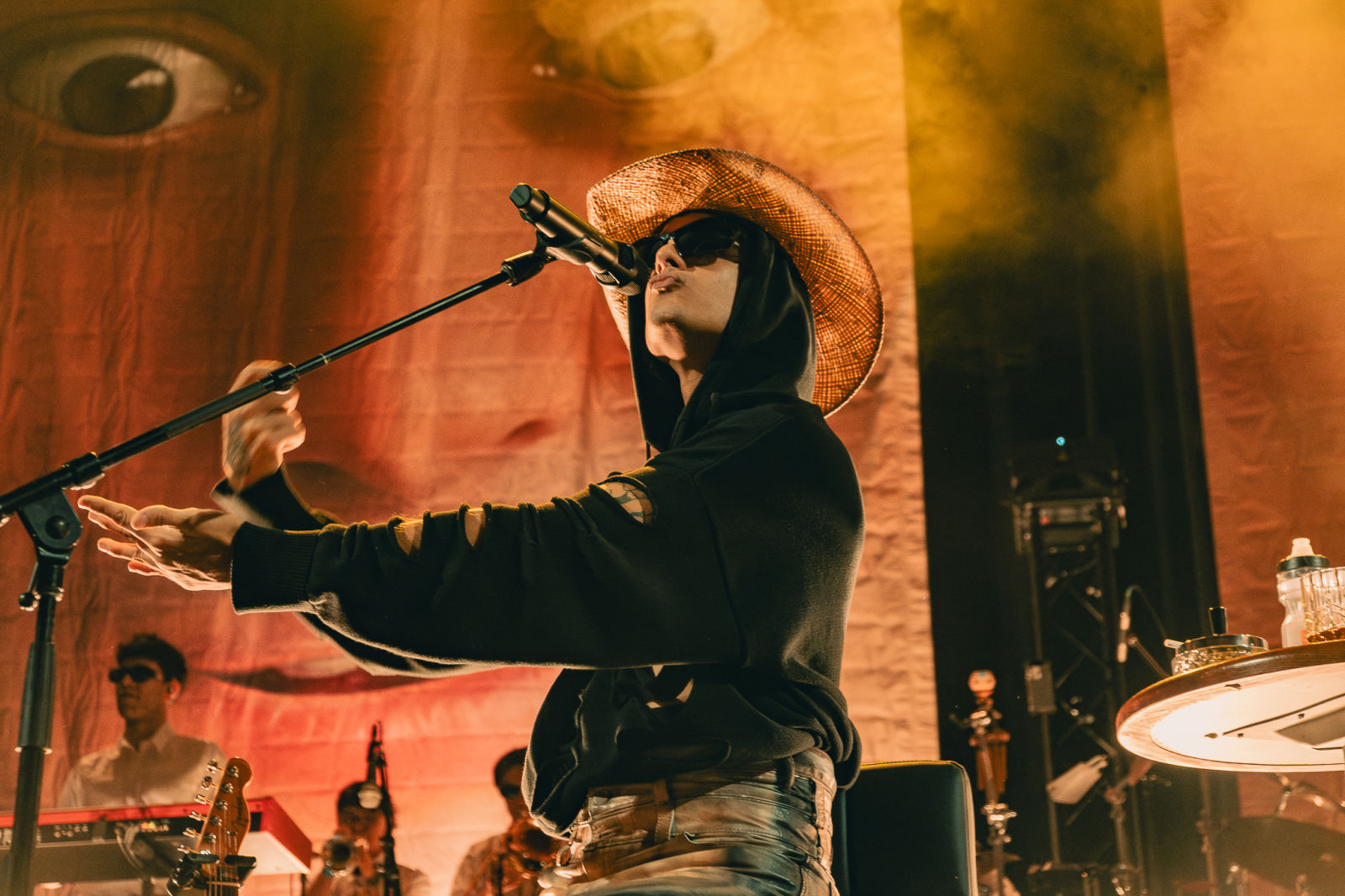 Ca7riel & Paco Amoroso: PAPOTA Tour at Aztec Th