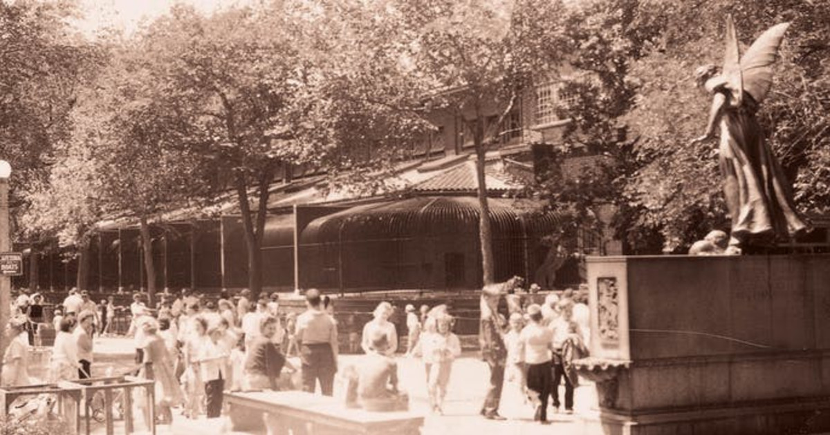 Haunted History Tours In Chicago At Lincoln Park Zoo