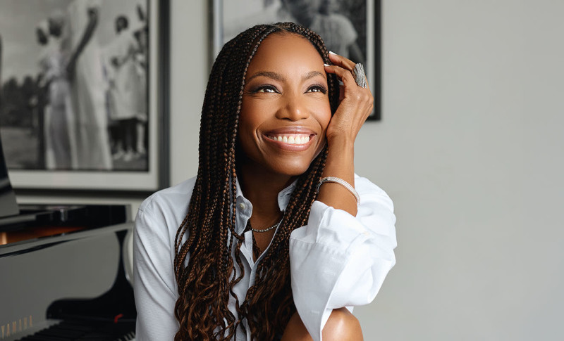 Home for the Holidays, an evening with Heather Headley