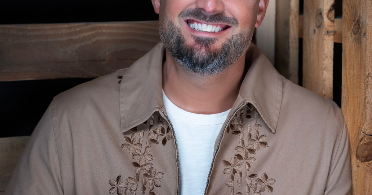 Nate Bargatze: Big Dumb Eyes World Tour