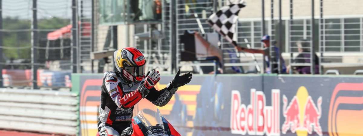 MotoAmerica Superbikes