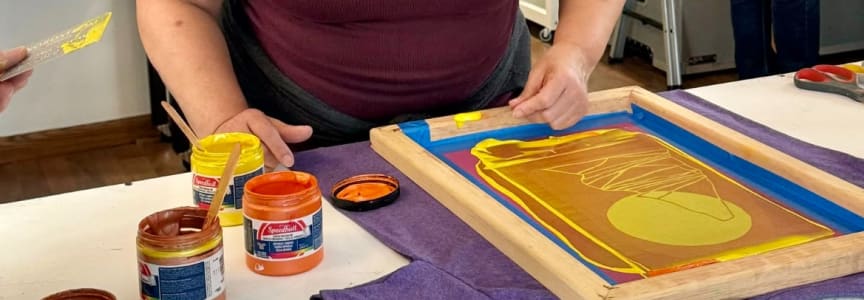 Screen Printing Workshop: BYOT-Shirt