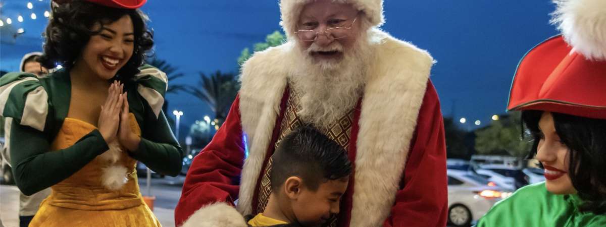 Cookies with Santa at Parkway Plaza, 12/13!