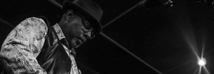 T Blues Band | Mack / Ajamu