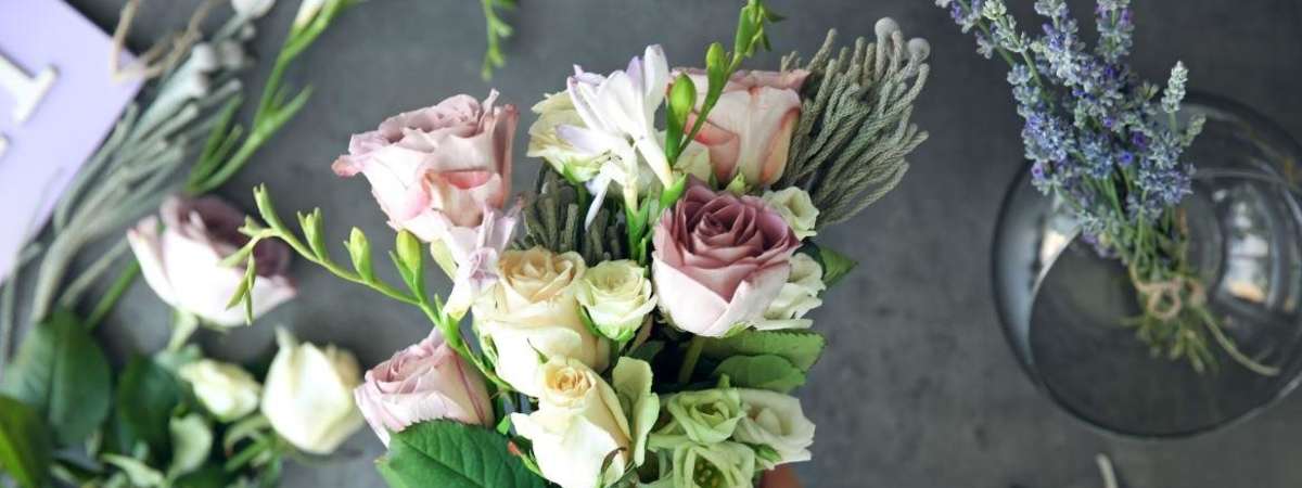 Sip & Create - Floral Arrangement with Bellissimi Fiori