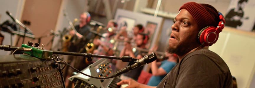 Snarky Puppy w / Varijashree Venugopal