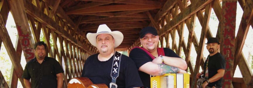 Lisa Morales and Los Texmaniacs