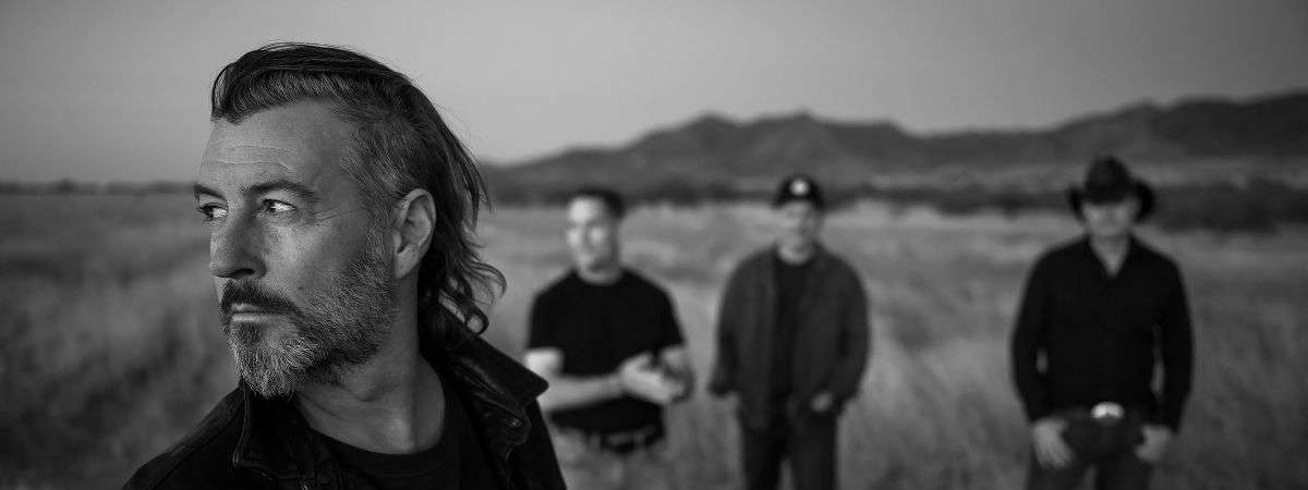 Roger Clyne and The Peacemakers w/ Guests