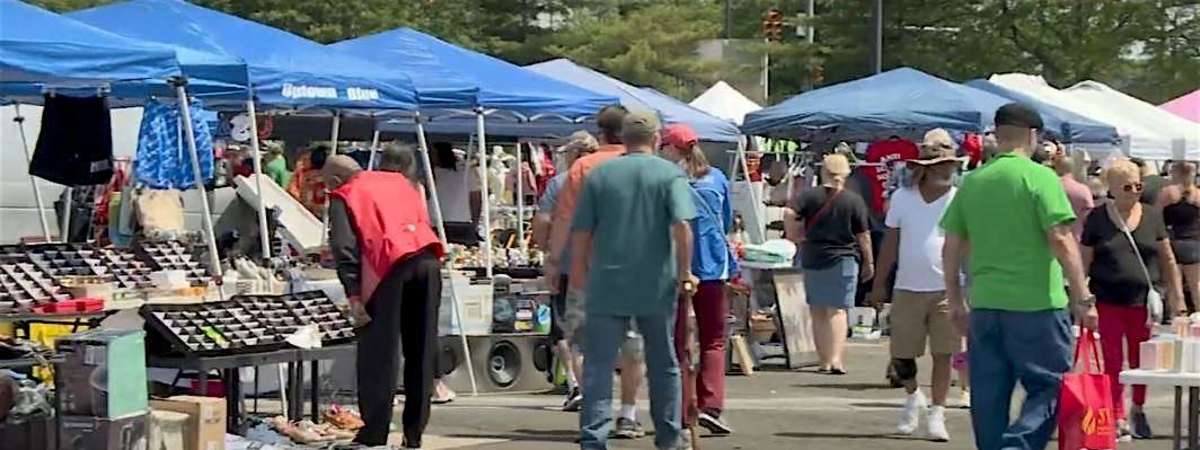 Franklin Mills Outdoor Flea Market