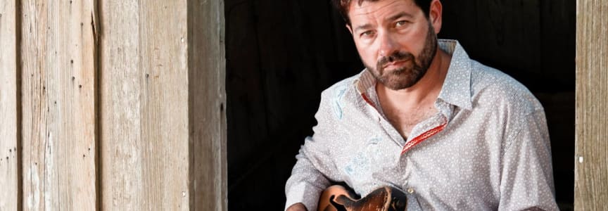 Tab Benoit