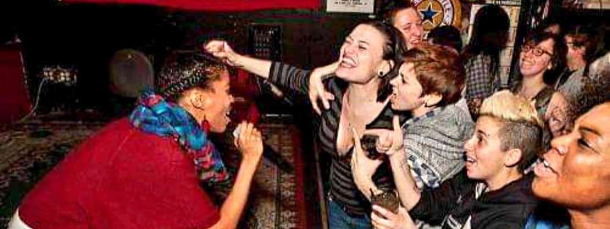 Queeraoke