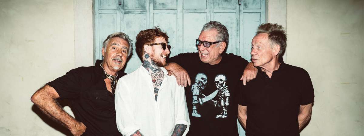 SEX PISTOLS (Steve Jones, Paul Cook, Glen Matlock) feat. Frank Carter