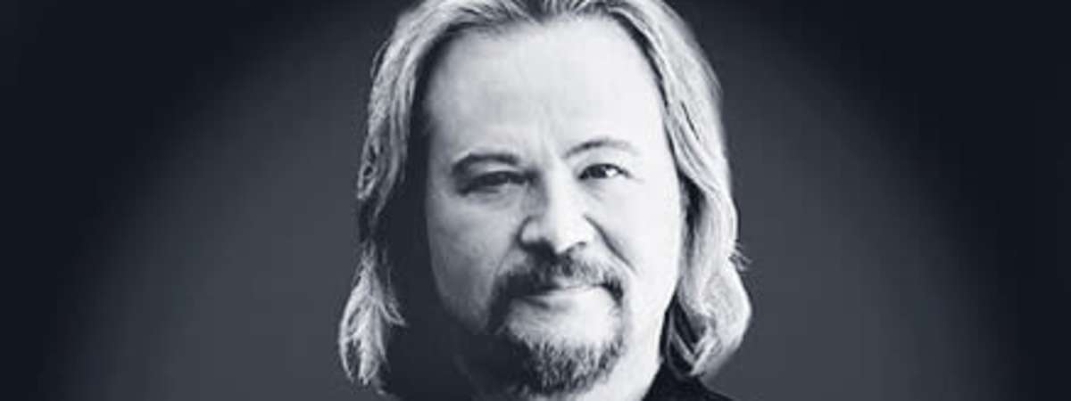Travis Tritt with The Frontmen