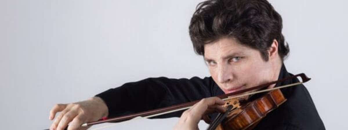 Augustin Hadelich Plays Brahms