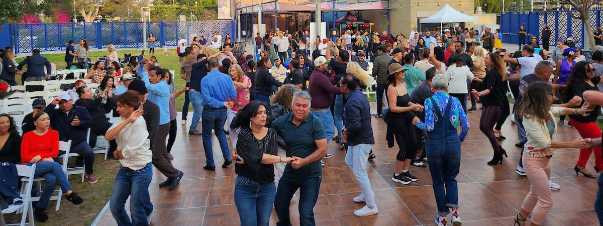 Summer of Salsa: Conjunto Oye ft. DJ Robby