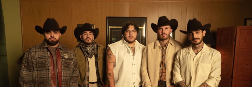 Grupo Frontera - Triste Pero Bien C*bron Tour