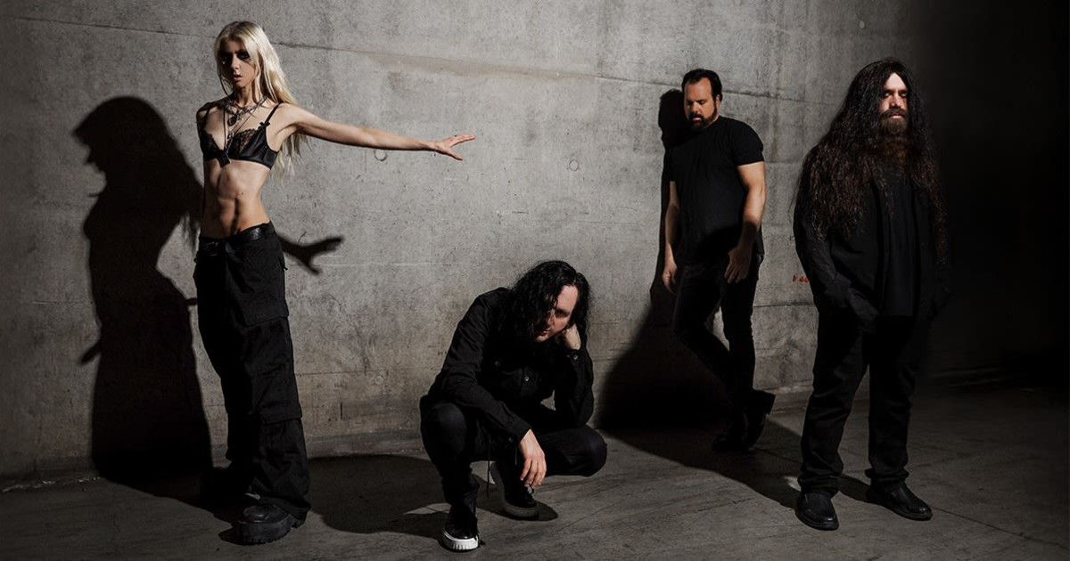 The Pretty Reckless - Dear God Tour