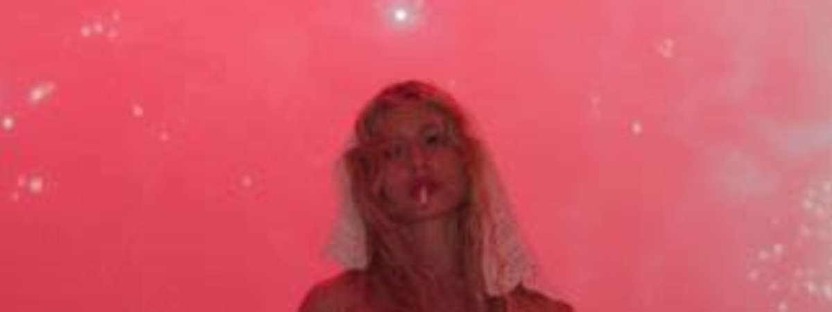 Slayyyter with Pearly Drops